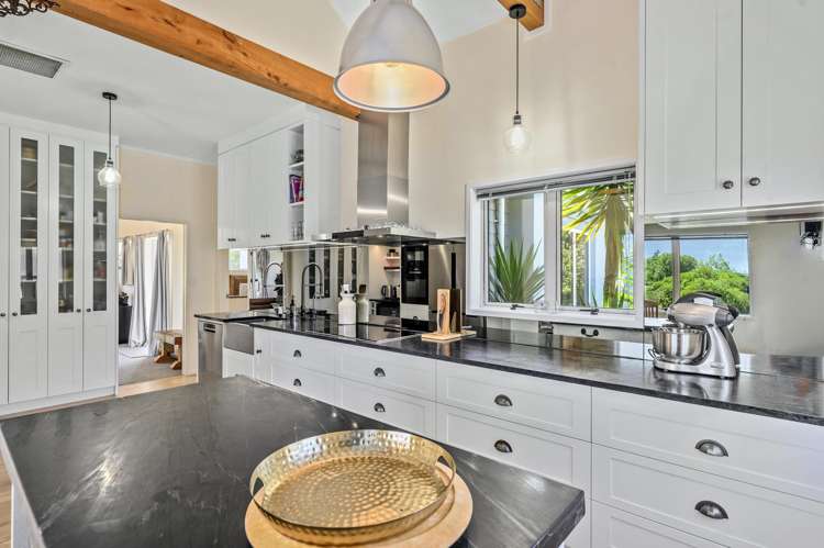 53 Lewis Road Lynmore_2