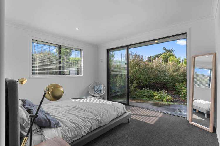 54 Stace Hopper Drive One Tree Point_11