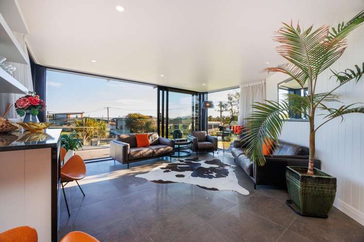 6 Dawson Street Foxton Beach_3