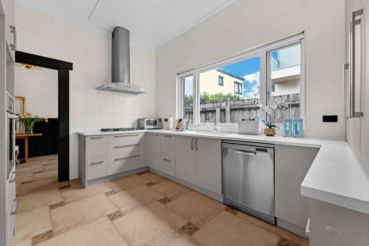 187 Green Lane West Greenlane_12