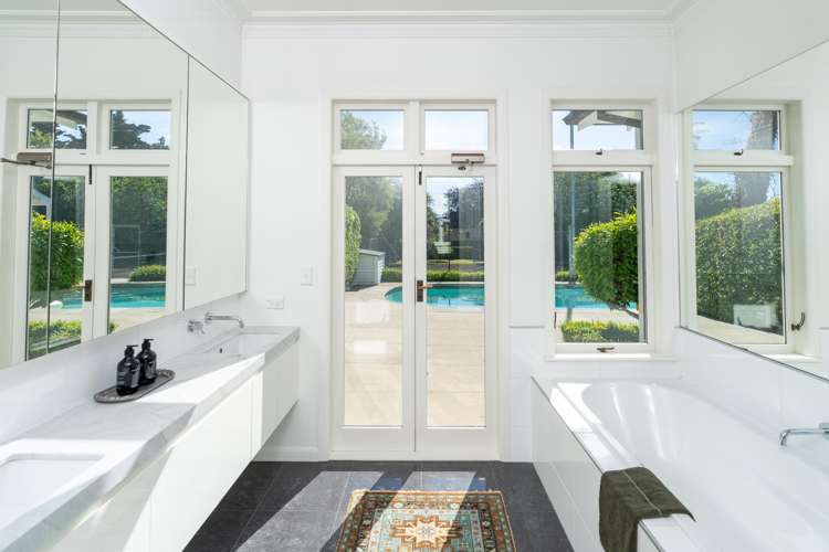 643 Grey Street Hamilton East_27