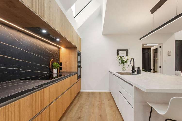 2 Wairarapa Terrace Fendalton_8