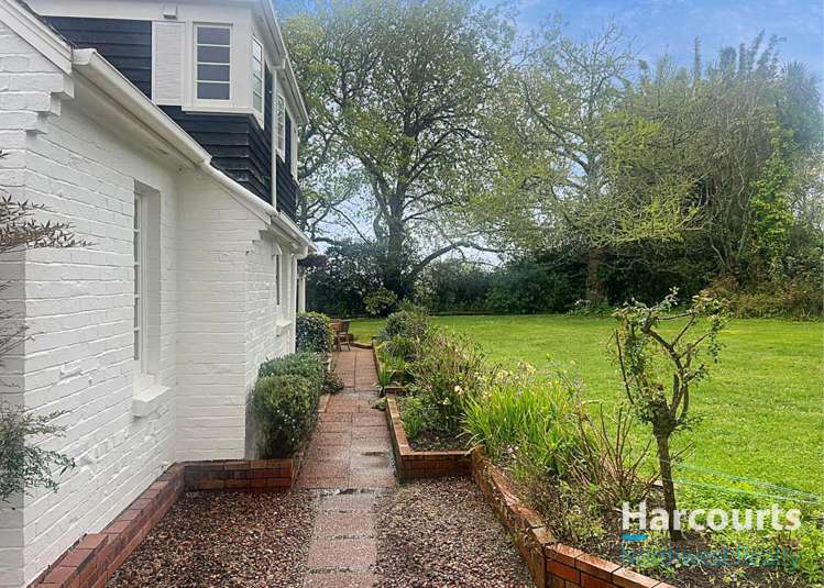 86 Tawa Road Kumeu_23