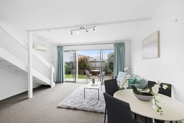 19 William Booth Grove Trentham_3