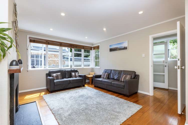 18 Rewi Road Royal Oak_8