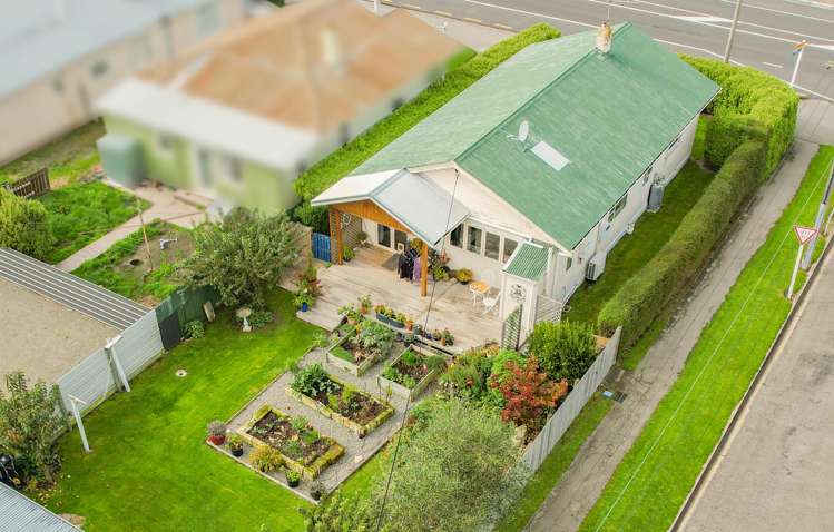 340 Thames Highway_0