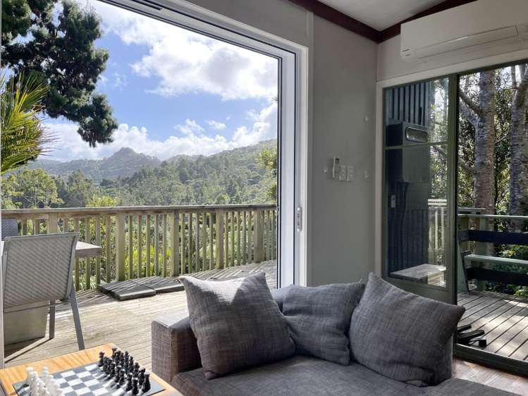 43 Lone Kauri Road_0