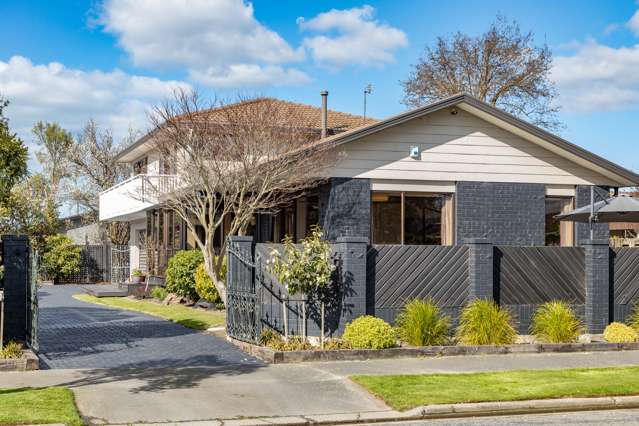 44 Dunbarton Street Redwood_1