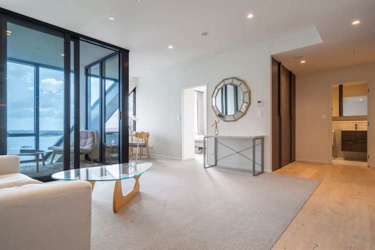 2102/10 Commerce Street Auckland Central_6