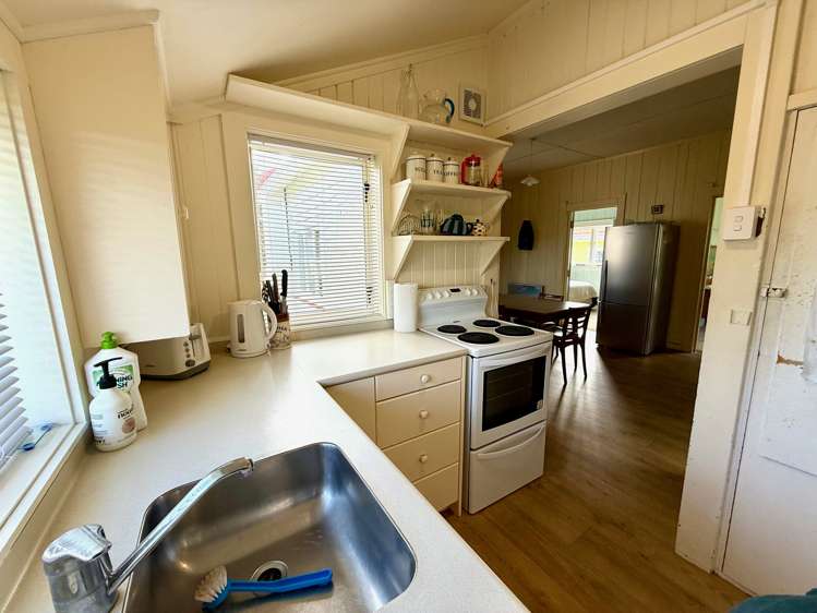 41 Cliff Street Raglan_5