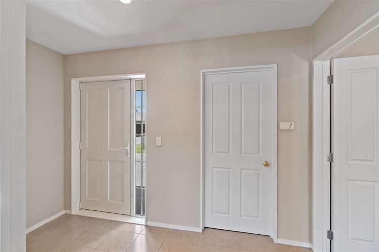 441 Main South Road Hornby_13