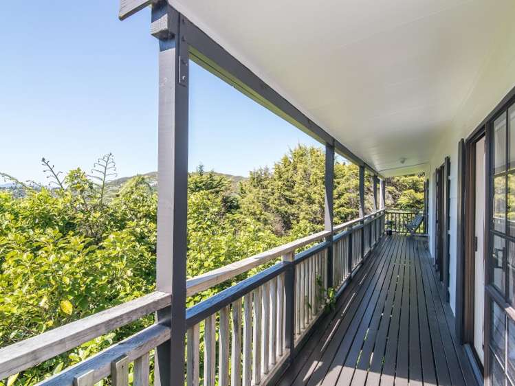 91 Percy Dyett Drive Karori_11