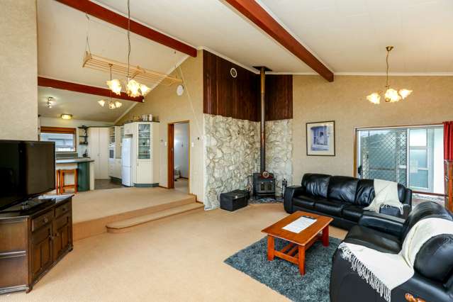 7 Park Lane Waitara_1