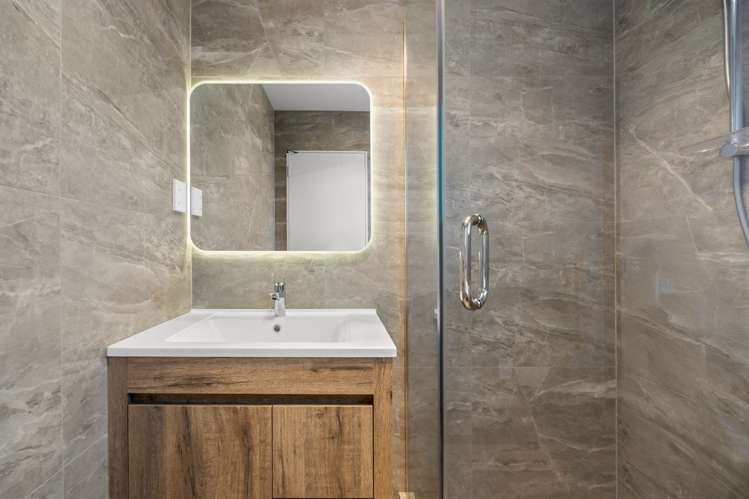 6 Toetoe Street Westgate_15