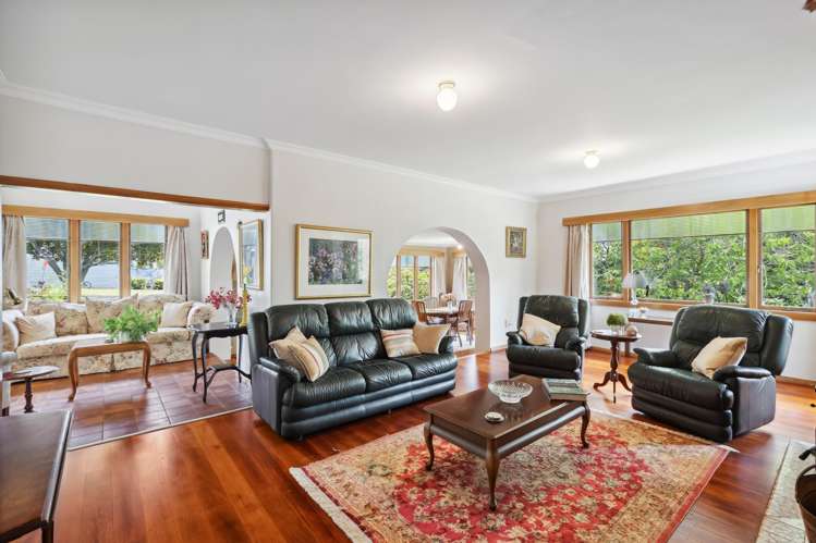 1091 Halcombe Road Halcombe_12