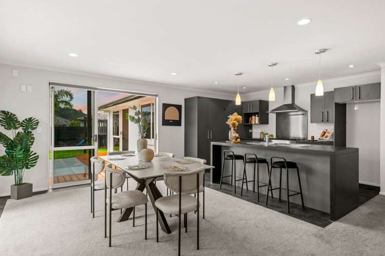 18 Huntington Park Drive Greenhithe_12