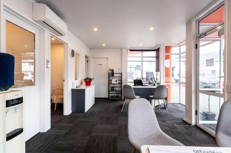 300 Kaikorai Valley Road Bradford_11