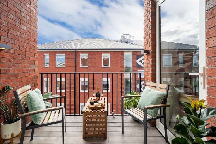 302/1a Soljak Place Mount Albert_5