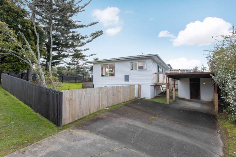 45 Roberts Road Te Atatu South_7