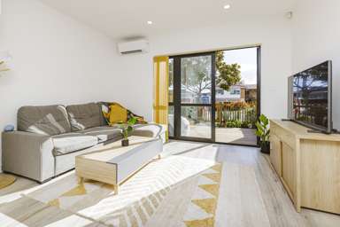 1/77 Glenmore Road_2