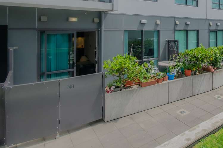 140/6 Dockside Lane Auckland Central_12