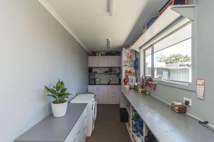 14 Richard Pearse Drive Temuka_11