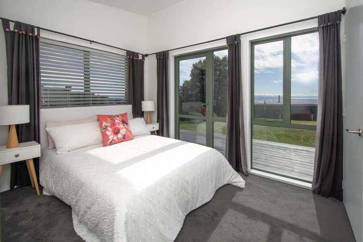 147 Soleares Avenue Mount Pleasant_10