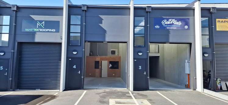 Unit 4/36 Peters Way_0