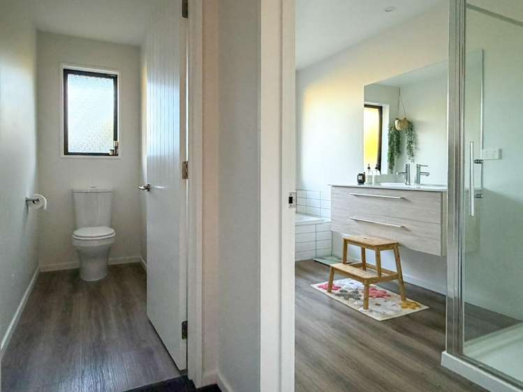 13 Sunline Avenue Lincoln_11