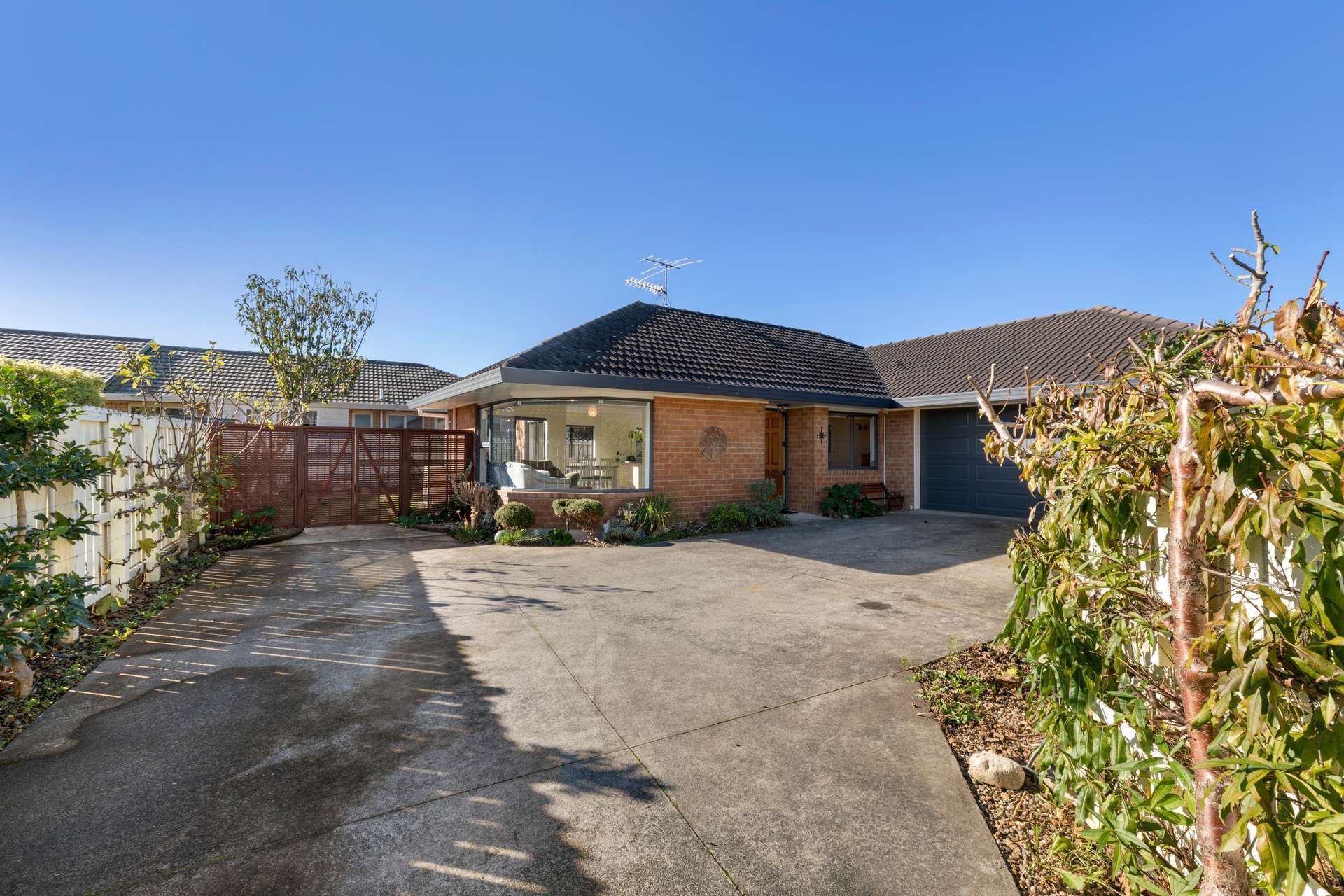 2/172 Queen Street Waiuku_0