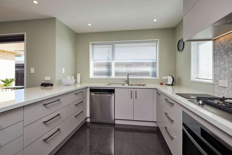 5 Tauhou Place Waikanae_35