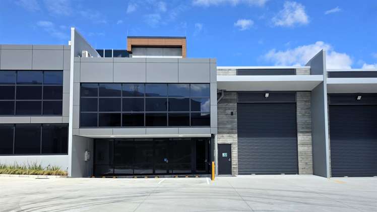 2/10 Inanga Street_0