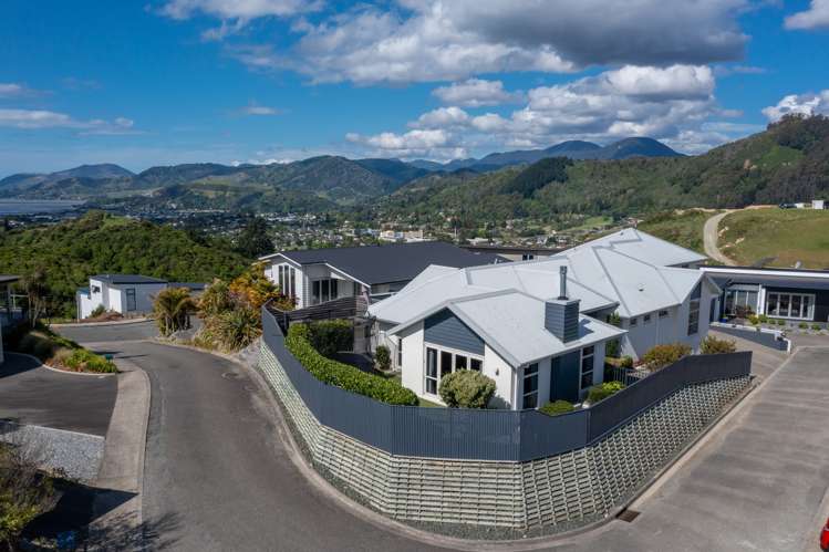 16 Istana Place Britannia Heights_26