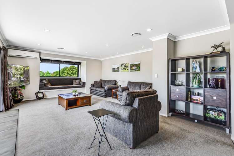 17 River Oaks Place Pukete_4