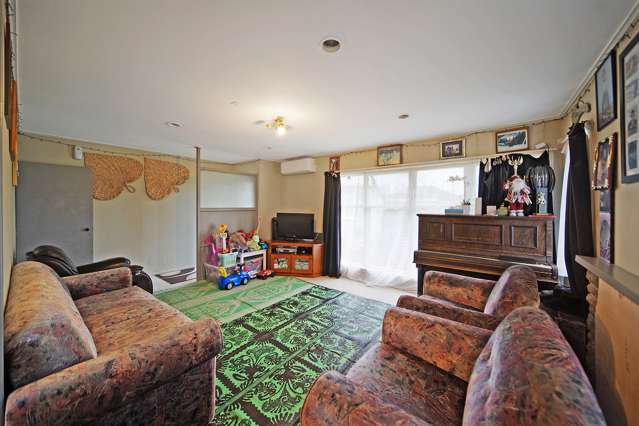 80 Hills Road Otara_1