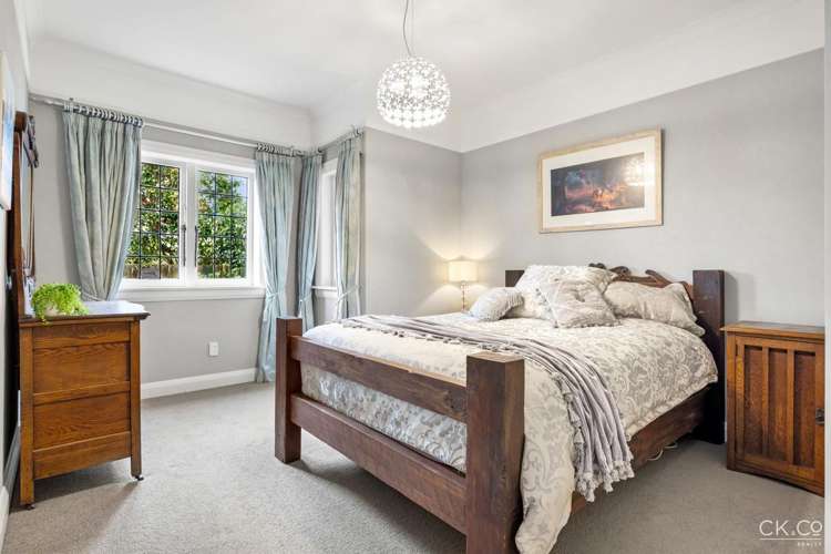 411 Fergusson Drive Heretaunga_12