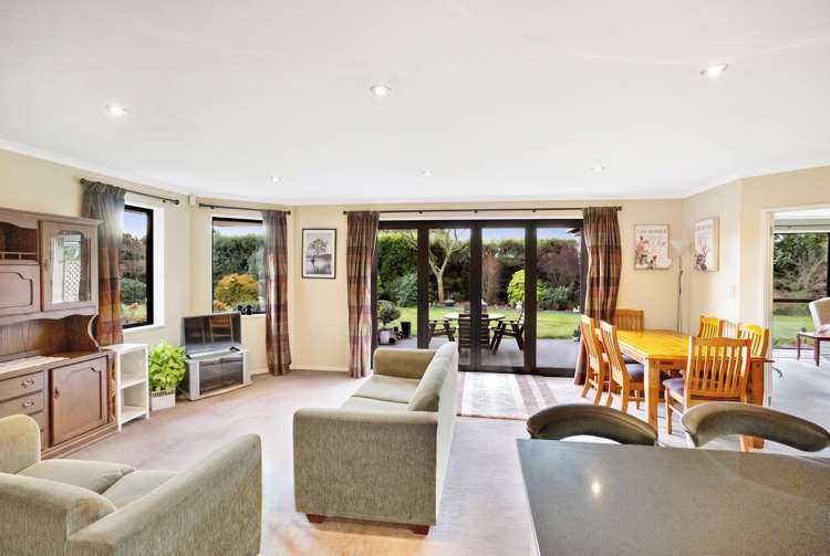 8 Ford Mews Springston_1