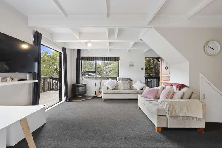 138 Laingholm Drive Laingholm_3