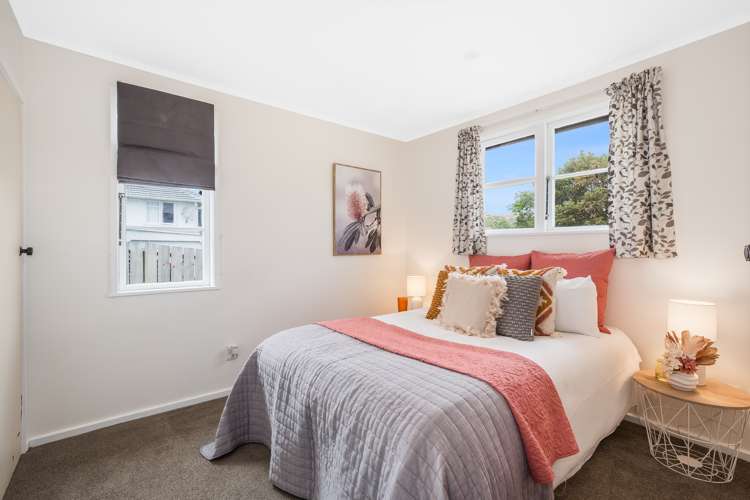 3 Mitchell Grove Porirua East_14