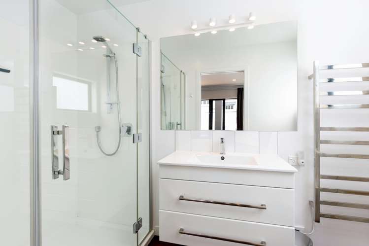 29 Beach Road Waikawa Picton_13