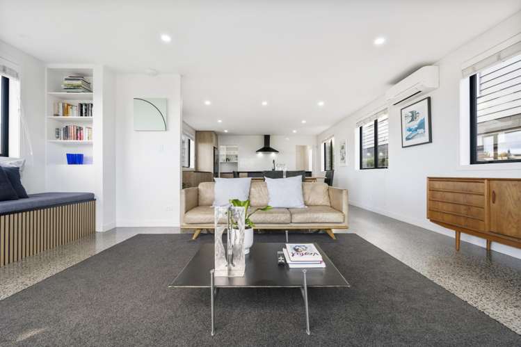 2 Tirimoana Road Te Atatu South_5