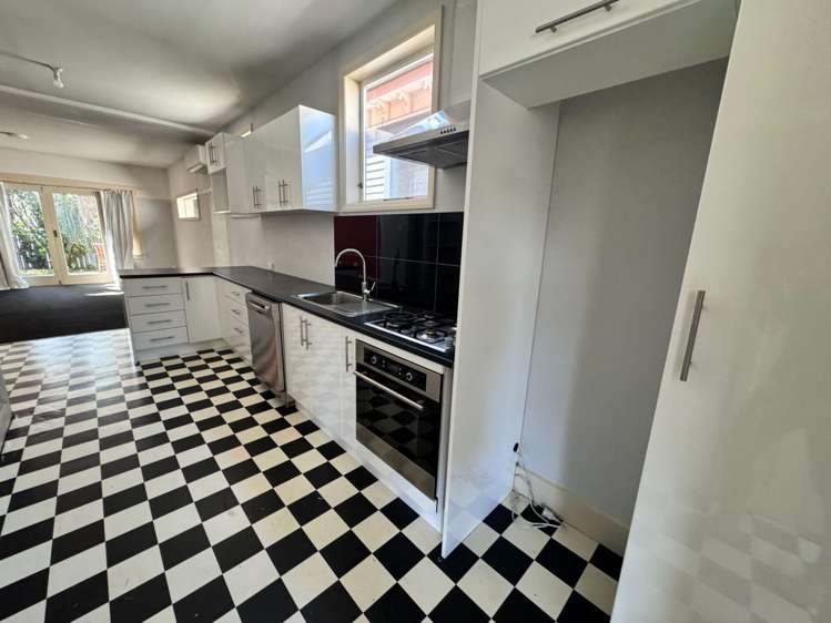 678 Gloucester St Linwood_1