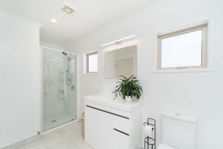 6 Silkwood Place Fitzherbert_21