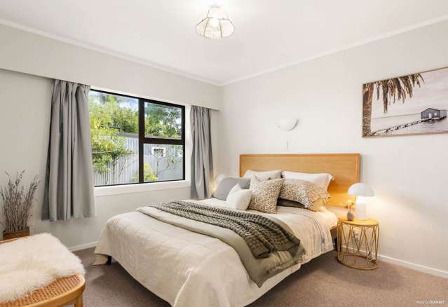 2/49 Western Springs Road Morningside_2