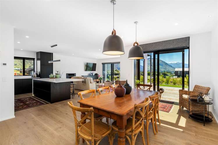 2 Kotare Drive Wanaka_11