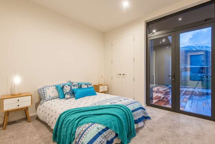 32 Stackbrae Avenue Wanaka_9