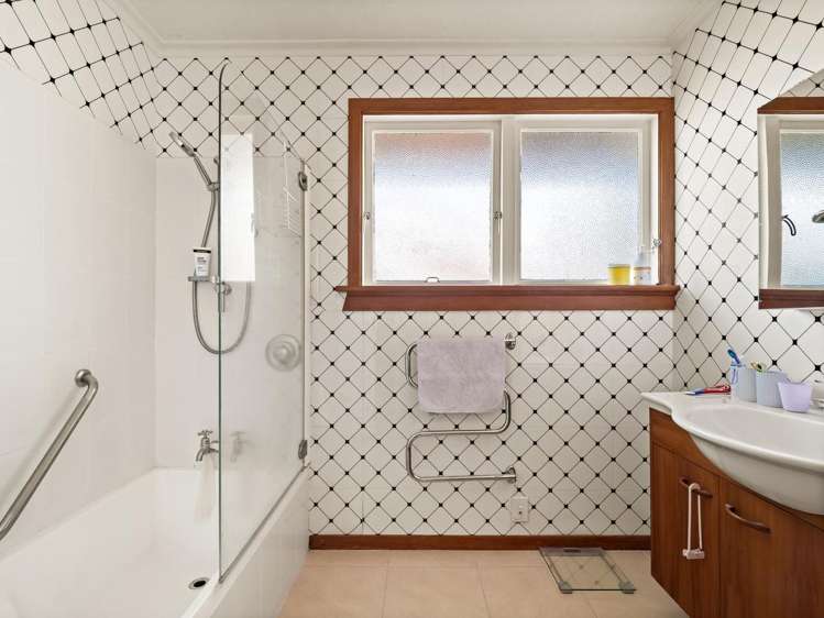 182 Maitland Street Dunedin Central_16