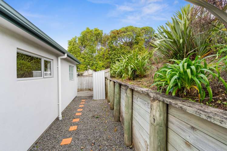 40 Te Puia Drive Aotea_18