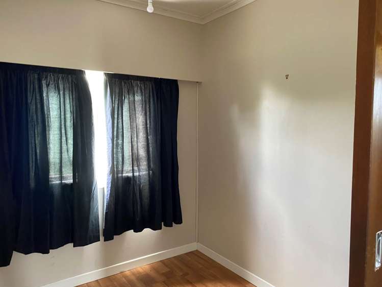 1667 Miranda Road Mangatangi_10