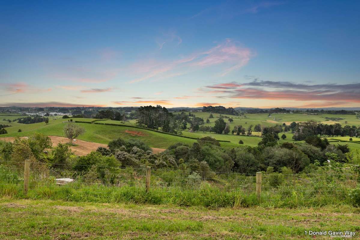 1 Donald Gavin Way, 52 & 61 Gordon Francis Drive_4